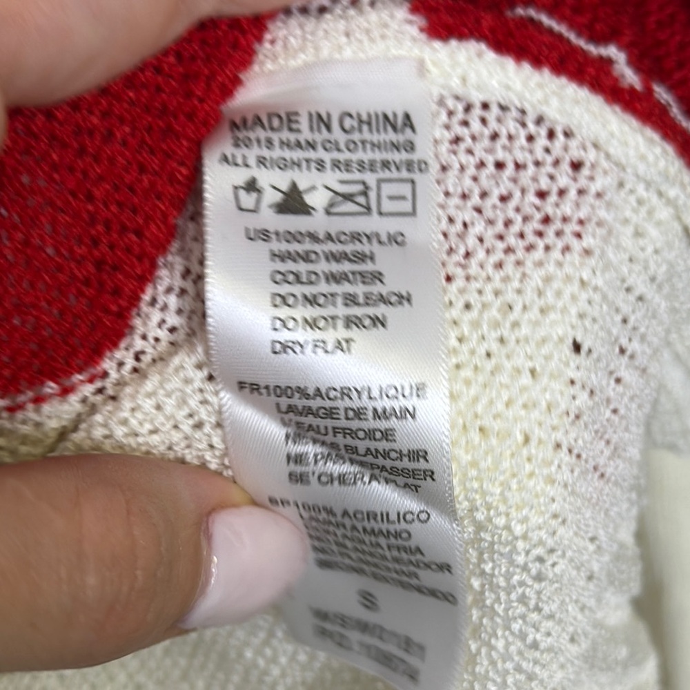 The Classic Red and White Crew Neck Sweater - Picture 4 of 9